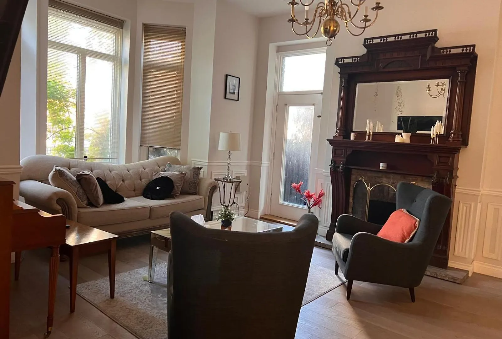 Homestay Sweet Home Toronto