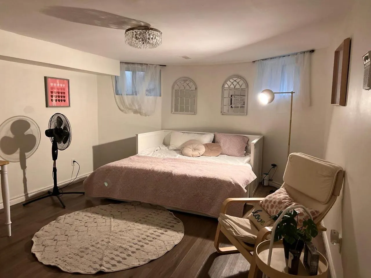 Sweet Home Toronto Homestay